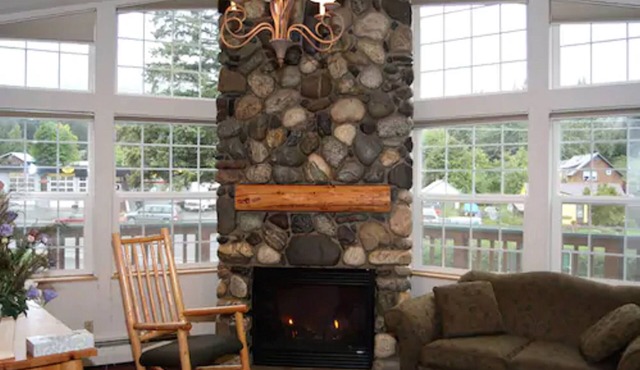 Harborview Inn