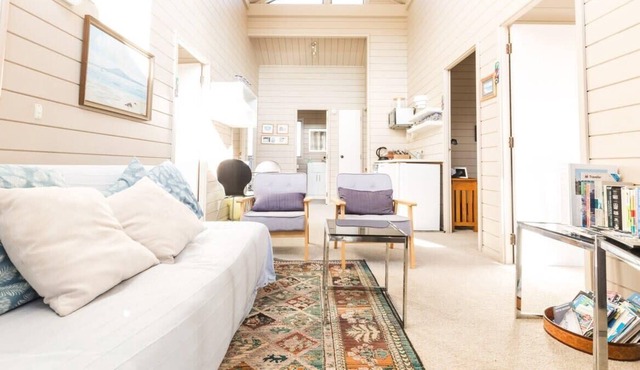 Harbour and Coastal 3 Bedroom Home with Path Views