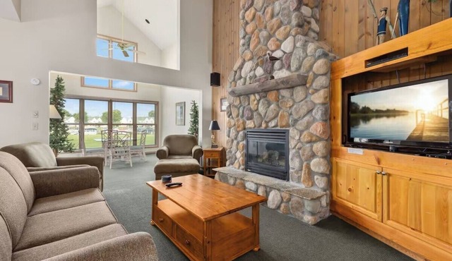 "Harbour Haven" 2BR Townhome at Izatys on Lake Mille Lacs, Sleeps up to 8