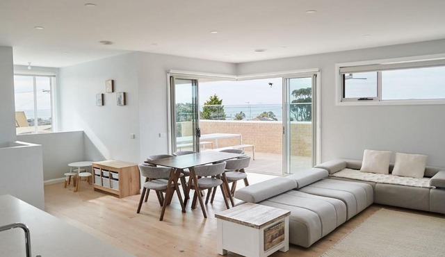 Harbour Horizons - Balcony BBQs and Calm Water Views