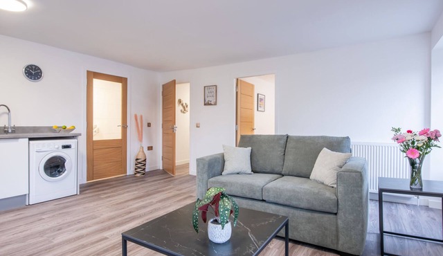 Harbour Nights Deluxe 7D by Interhome