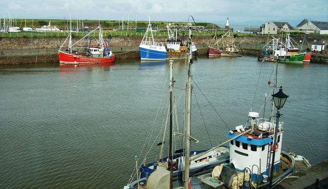 HARBOUR SIDE, country holiday cottage in Maryport