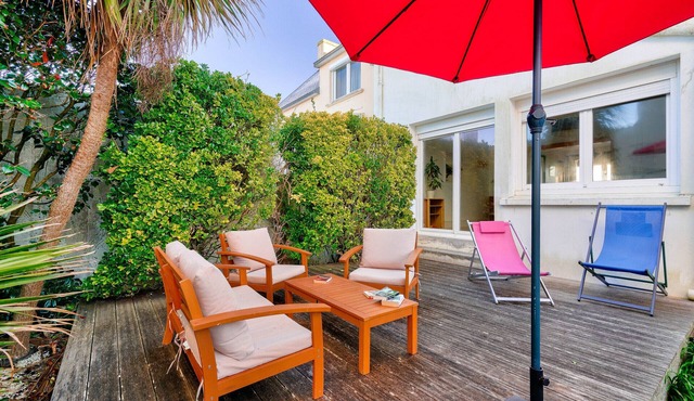 Harbour view - House for 10 with garden