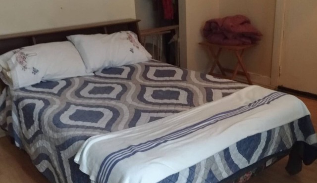 Harbour view air condition sleeps 4-6 free parking fast internet 🇨🇦🙏✅👀