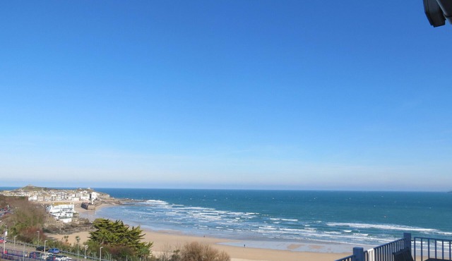 Harbour View Apartment has stunning views of St Ives harbour and beaches.