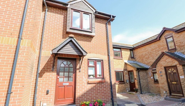 HARBOUR VIEW POOLE, family friendly, country holiday cottage in Poole