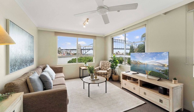 Harbourside 10 Summar