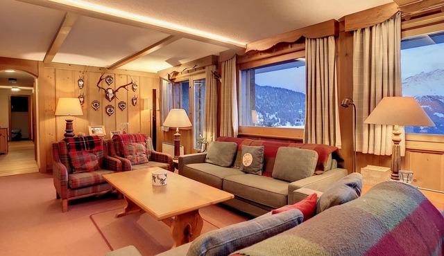 Hardy 115 - Superb 5-bedroom flat