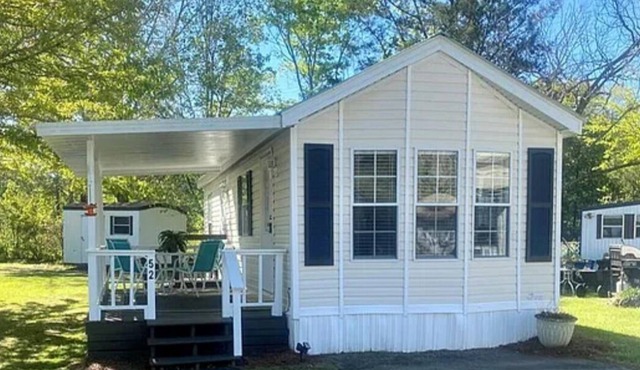 Hardy's Haven- Cozy Cottage in Lake Front Community-Georgia Side of Lake Eufaula