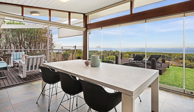 Hargraves Beachfront at Noraville - Hargraves Beachfront at Noraville. Absolute Beachfront. Panoramic views of Hargraves Beach