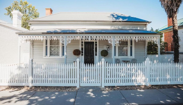 Hargreaves Cottage - close to CBD