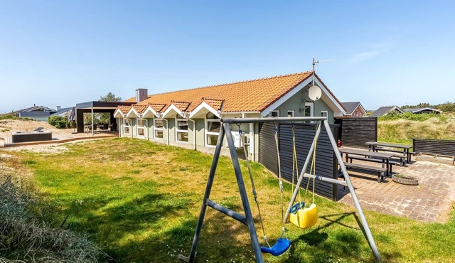 "Hariet" - 600m from the sea by Interhome