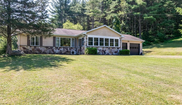 Harlan's Creek Stone Lodge- State Game Lands & Pine Creek