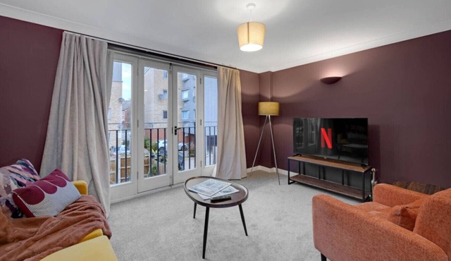 Harland Haven: Spacious 4BR House in Ipswich