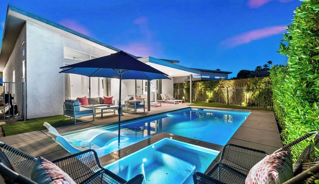 'Harlow House' Lounge poolside in Indian Wells