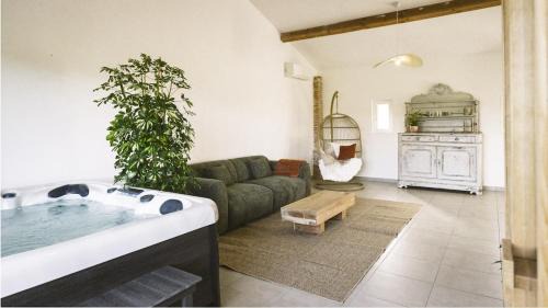 Harmonia house with Jacuzzi and private sauna