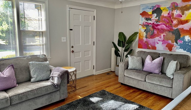 Harmonious and inviting home- 3 bed, 2 bath ranch