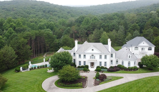 Harmony Hall at The Grange, Luxury Estate in Virginia Wine Country