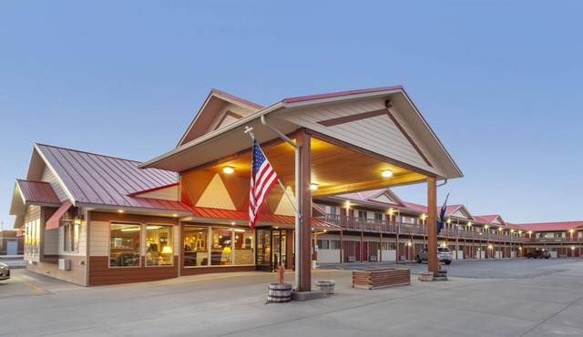 Harmony Inn & Suites