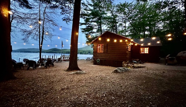 Harold's Camp: The cutest waterfront right on Lake Winnipesaukee ⚓️