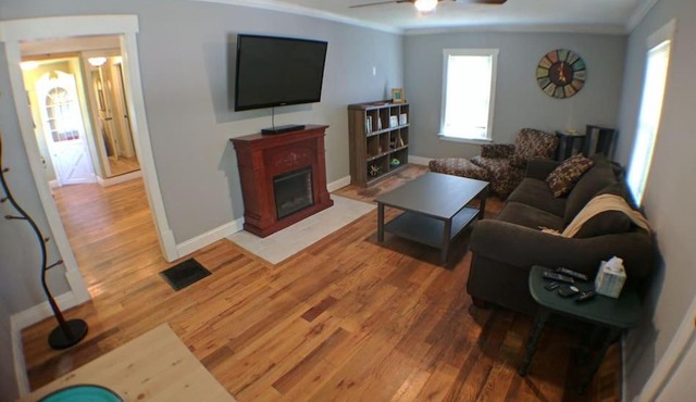 Harper Two Bedroom House in Historic Loveland