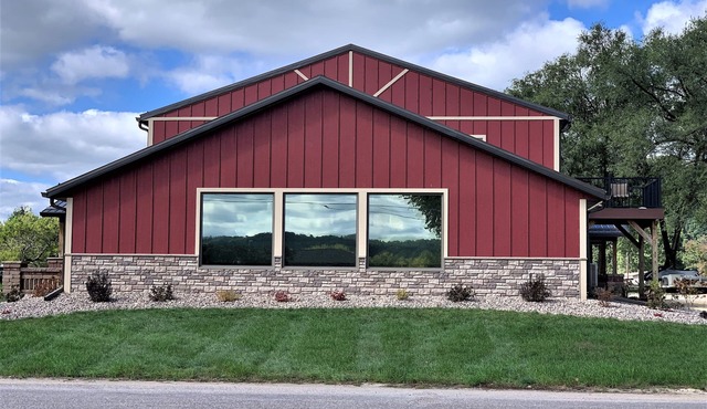 Harpers Ferry, IA - New Condo Rental Relax at Harpers Hideaway