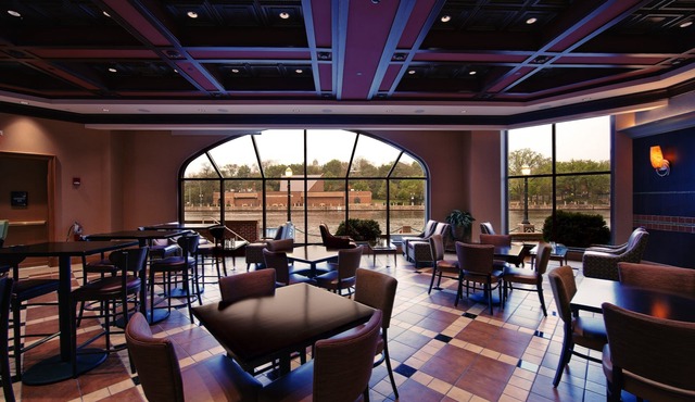 Harrah's Joliet Casino & Hotel - A Caesars Rewards Destination
