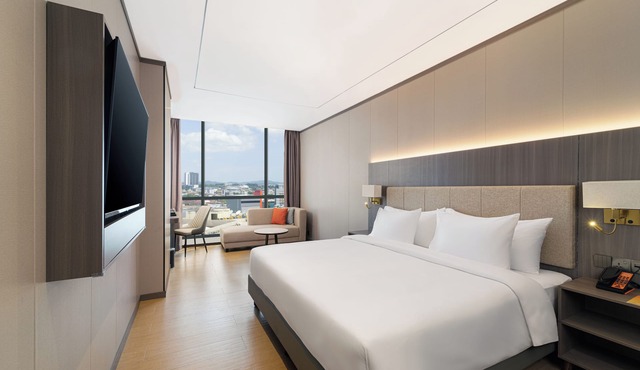 Harris Hotel & Suites Nagoya Batam