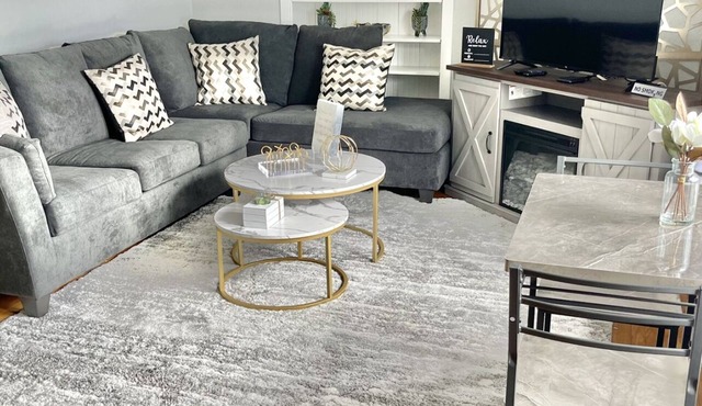 Harrisburg Historic River View Apt