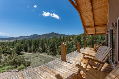 Harrison Hill- Basecamp For Outdoor Adventures!