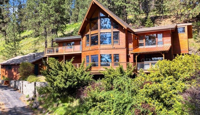 Harrison Lakeview Retreat - CDA Bike Trail, Lake Access, Hot Tub, Boat docks