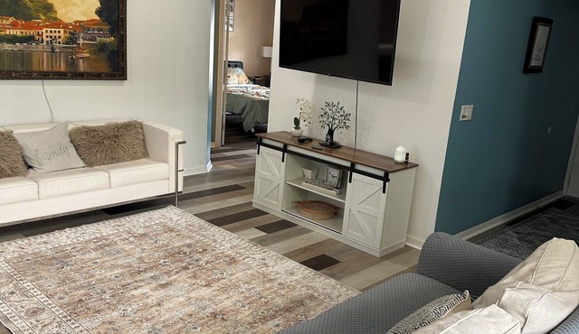 Hart - 20 min to Epic Universal!