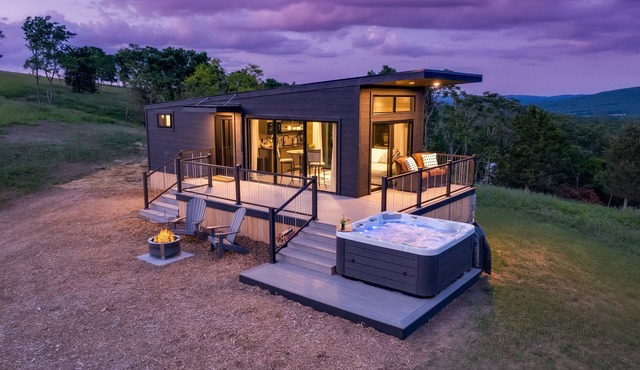 Hart's Overlook | HOT TUB, Mtn Views + Private Pond!