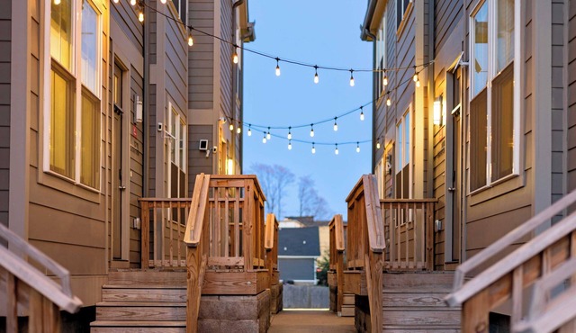 Hart Suite 8 by Avantstay Gorgeous Town House w/Modern Amenities in Nashville!