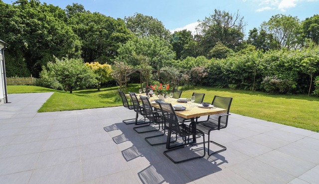 Hartgrove Farm Bungalows