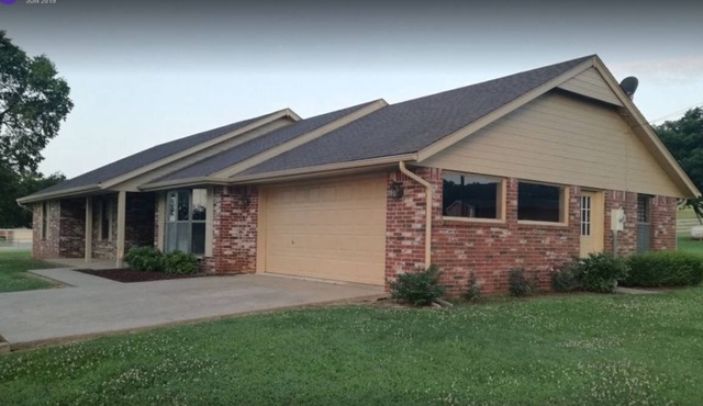 Hartness Ranch Bed and Bath