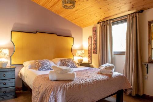 Harvest 13 Lodge - Yellowtop Country Park - Hot Tub - Yorkshire