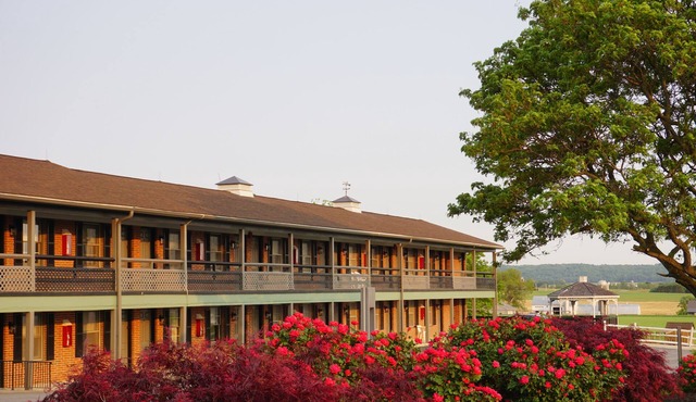 Harvest Drive Family Inn