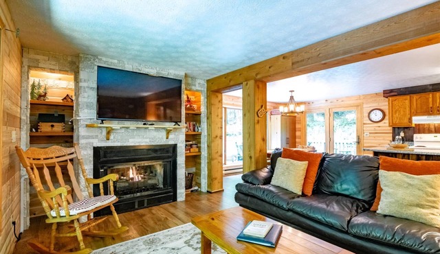 Harvest Moon - 712 Cabin Mountain Road