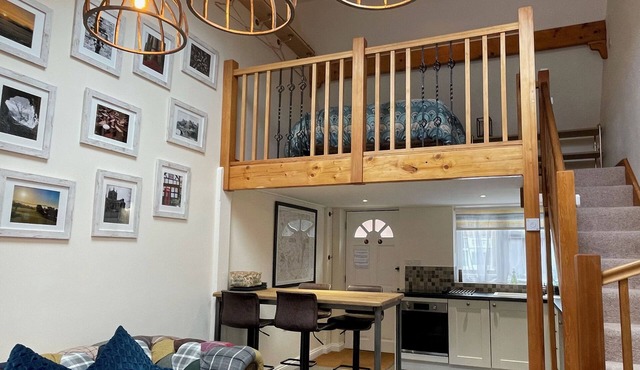 Harvest Moon Cottage