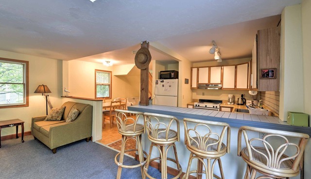 Harwich Cottage - Near Cape Cod Rail Trail & Beach
