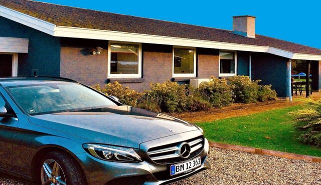 Hasmark Beachbig garden. child-friendly. Beach 300m close to water park.8 pax