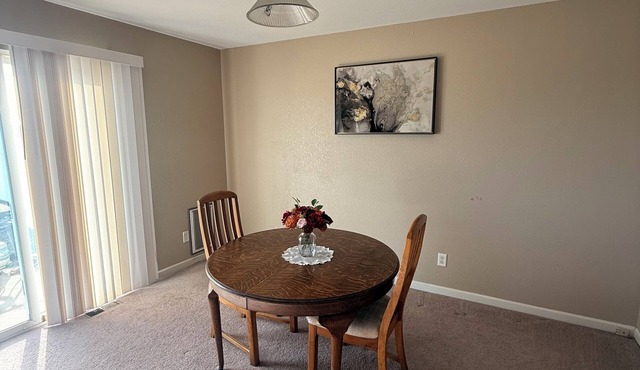 Hassle-Free Living – Beautiful Furnished Townhome, All Inclusive!