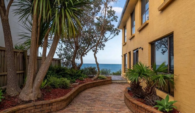 Hasta Manyana ocean front home with unspoilt views