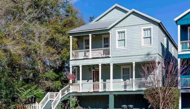Hatch Life in Steinhatchee Landing