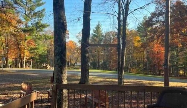 Hatfield Cabin on Water & UTV Trail w/King Bed