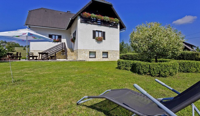 Haus Anna in Rastovača - Plitvicer Seen/Haus Anna in Rastovača - Appartement für 2 Personen AP1