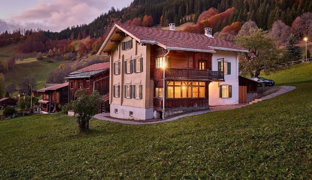 Haus Im Boden - Vacation in architectural monument