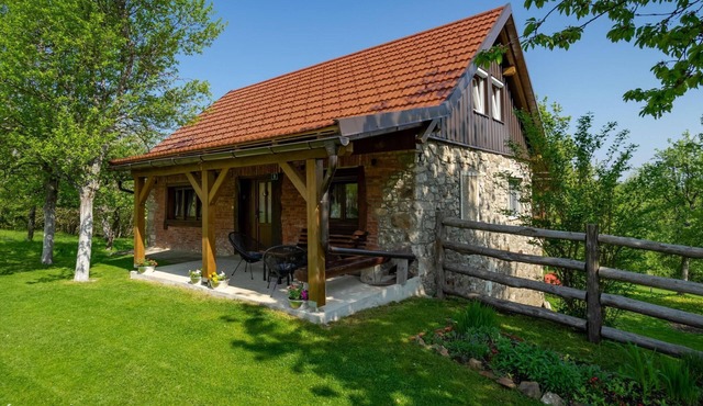 Haus in Sleme Skradsko mit Whirlpool und Parkplatz by Interhome