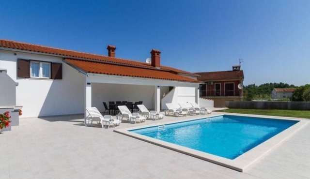 "Haus Piljan" by Interhome